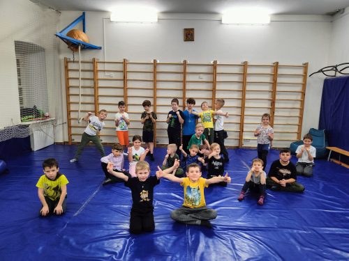 Открыт дополнительный набор в группы по рукопашному бою при храме Живоначальной Троицы в усадьбе Свиблово