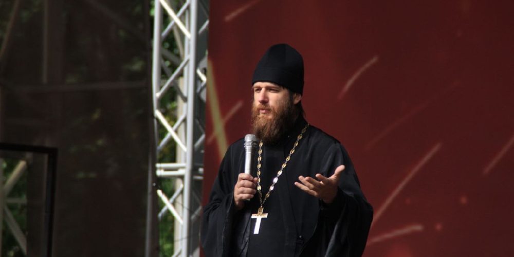 Иерей Иоанн Янушек обратился к первокурсникам Московской Международной Академии на праздновании «Дня первокурсника»