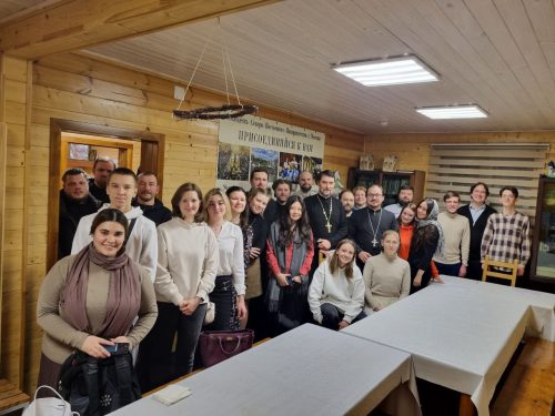Коллоквиум по молодежной работе состоялся на территории храма в честь иконы Божьей Матери “Отрада и Утешение” в Ярославском
