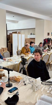 В храме иконы Божией Матери «Неопалимая Купина» в Отрадном прошел очередной семинар по самопознанию и искусству отношений