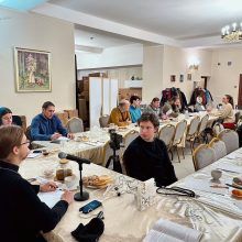 В храме иконы Божией Матери «Неопалимая Купина» в Отрадном прошел очередной семинар по самопознанию и искусству отношений