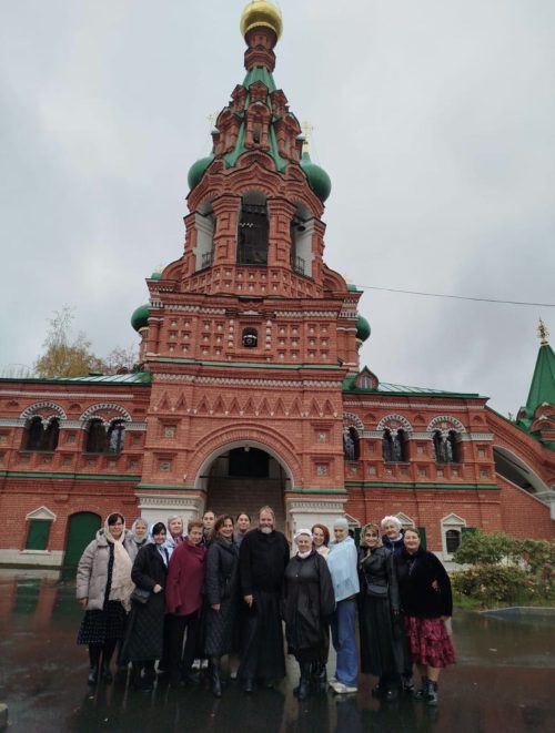 Общественные советники СВАО посетили храм Живоначальной Троицы в Останкино