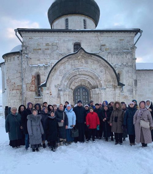 Прихожане храма иконы Божией Матери «Отрада и Утешение» в Ярославском посетили храмы Московской и Владимирской областей