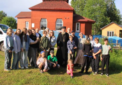 Подростковый клуб храма иконы Божией Матери «Отрада и Утешение» в Ярославском совершил поездку в Архангельскую область