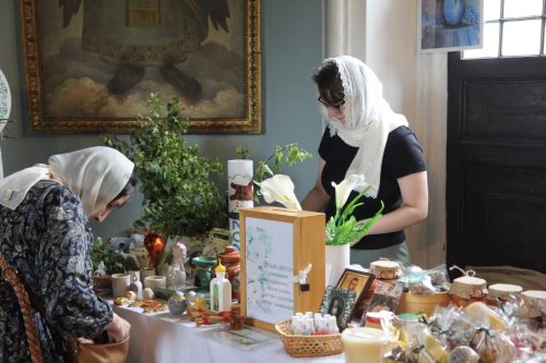 Благотворительная акция «Белый цветок» проведена в храме Тихвинской иконы Божией Матери в Алексеевском