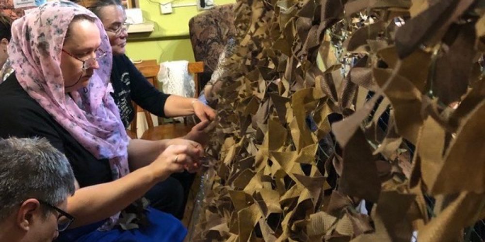 Мастеркая маскировочных сетей при храме Владимирской иконы Божией Матери в Виноградове начала свою работу