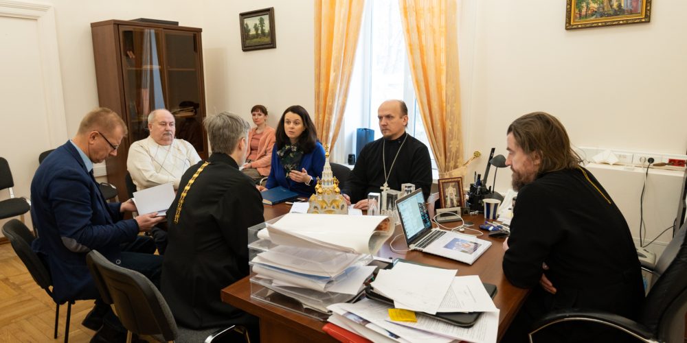 В Финансово-хозяйственном управлении обсудили вопросы подготовки к началу строительства храма Архистратига Божия Михаила в Архангельском-Тюрикове