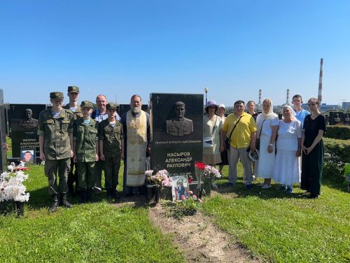 В День Военно-морского флота России прихожане храма Владимирской иконы Божией Матери в Виноградове почтили память павших защитников Отечества