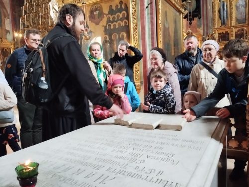 Паломническая поездка в Троице-Сергиеву лавру учащихся детской воскресной школы при храме святой равноапостольной великой княгини Ольги в Останкино