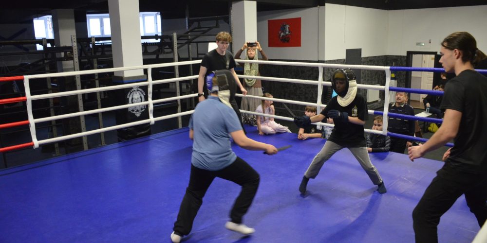 В храме Собора Московских святых в Бибиреве прошел II епархиальный турнир по боевому фехтованию