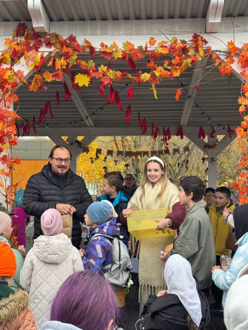 В храме иконы Божией Матери «Отрада и Утешение» в Ярославском состоялась традиционная Покровская благотворительная ярмарка