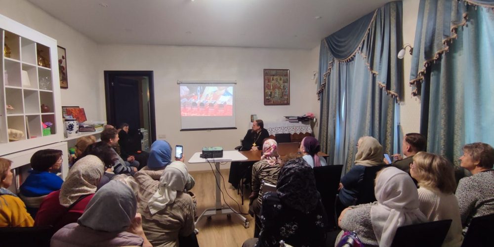 Для прихожан храма святого благоверного князя Александра Невского в Лианозове был устроен показ фильма «Отшельник»