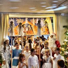 В воскресной школе храма святых мучеников Адриана и Наталии в Бабушкине прошёл большой Рождественский праздник