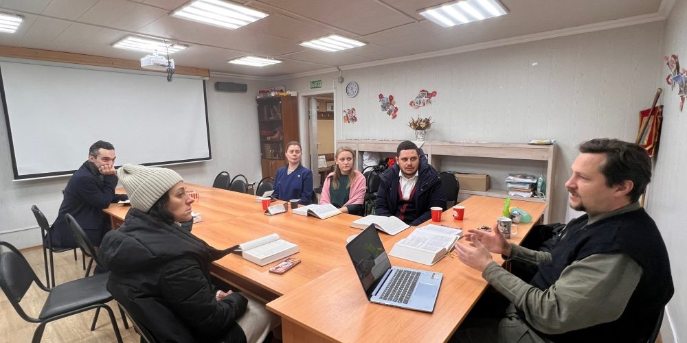 При храме святителя Макария (Невского), митрополита Московского и Коломенского, в Бутырском состоялась встреча с доцентом Николо-Угрешской духовной семинарии