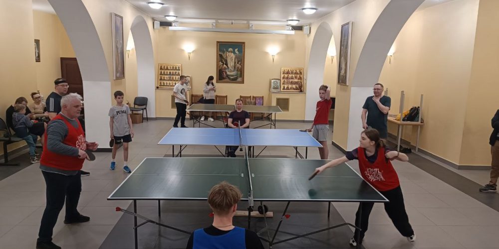Третий викариатский турнир по настольному теннису