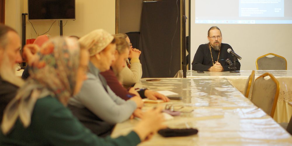 Практический семинар для ответственных за миссионерское и катехизаторское служение «Искусственный интеллект, как миссионерский вызов Церкви» состоялся при храме иконы Божией Матери «Неопалима Купина» в Отрадном