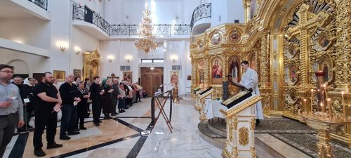 В храме равноапостольных Мефодия и Кирилла в Ростокино завершилась череда великопостных Соборований – Таинством с миссионерским разъяснением