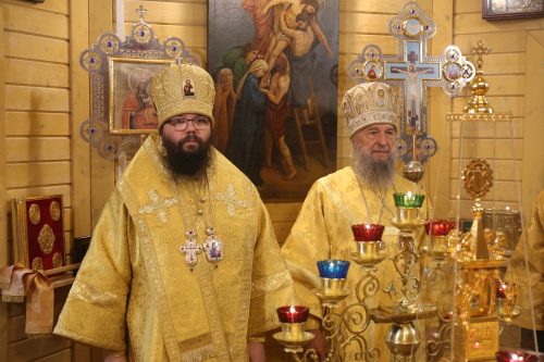 Митрополит Саранский Зиновий и архиепископ Егорьевский Матфей совершили Литургию в храме свв. равноапп. Мефодия и Кирилла в Ростокине