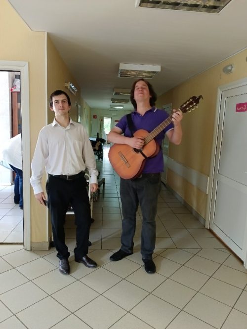 Молодежная благотворительная акция в военном госпитале