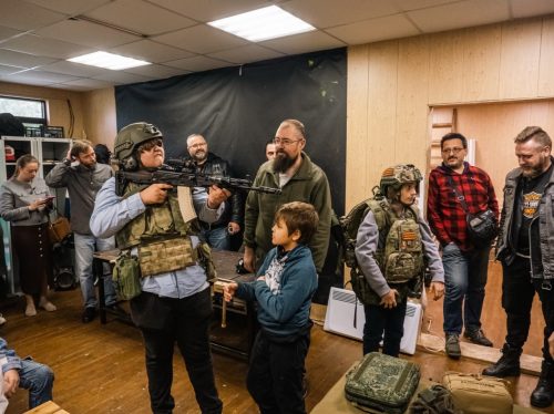 Представители «Мотобратии во Христе» встретились с детьми при храме Иверской иконы Божией в Бабушкине