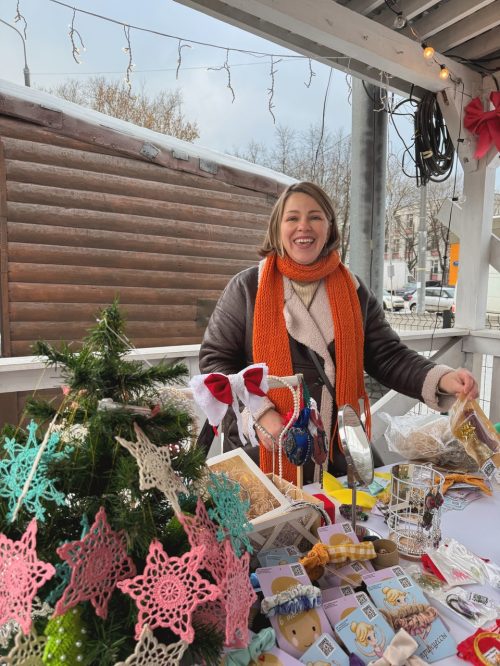 Рождественская благотворительная ярмарка прошла при храме иконы Божией Матери «Отрада и Утешение» в Ярославском