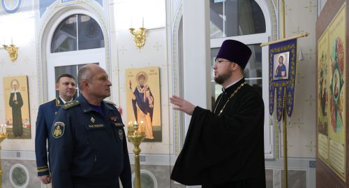 Глава МЧС России посетил храм великомученика Георгия Победоносца на территории Академии ГПС МЧС России