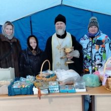 Рождественская благотворительная ярмарка прошла в храме Владимирской иконы Божией Матери в Виноградове