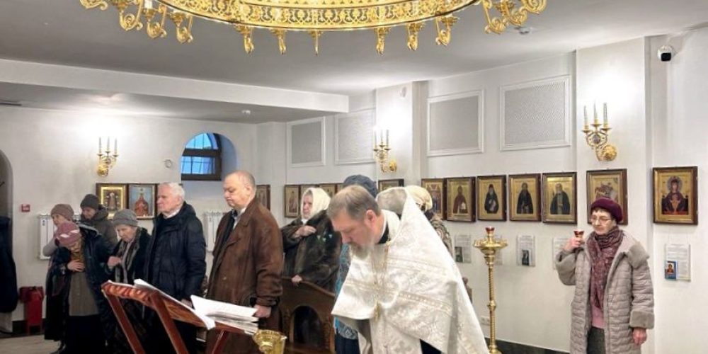 Храм Казанской иконы Божией Матери в Лосиноостровской почтил память воинов, погибших в 1941 году на станции Лосиноостровская