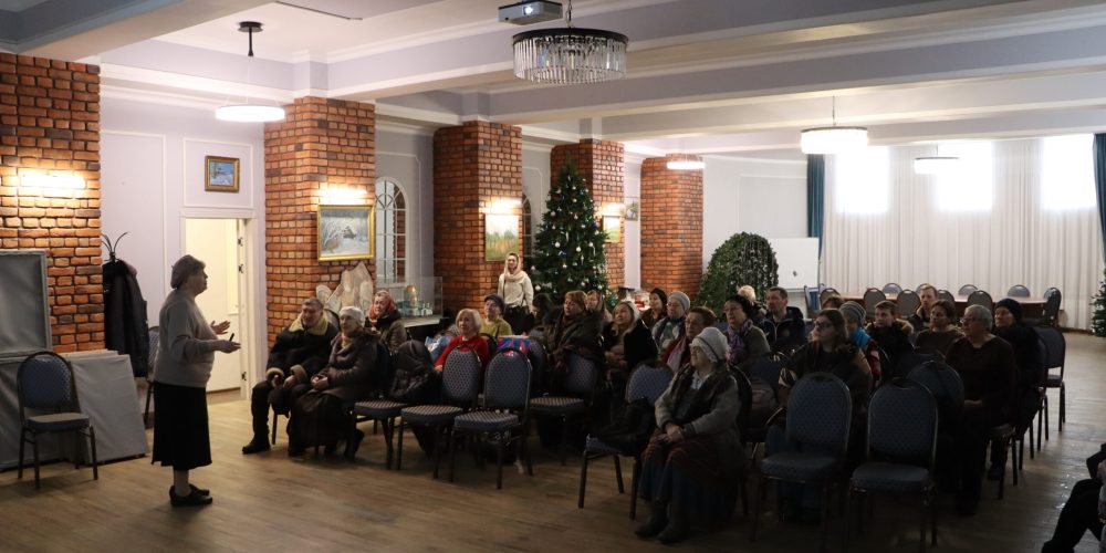 В храме Собора Московских Святых в Бибиреве состоялась духовно-просветительская встреча, посвящённая праздникам Рождества Христова и Богоявления – Крещения Господня
