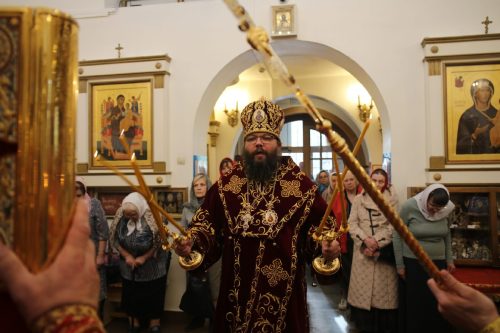 Архиерейское богослужение в храме иконы Божией Матери «Живоносный источник» в Биберево