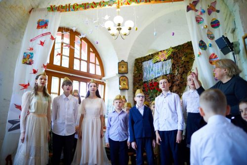 Большой праздник в воскресной школе храма Тихвинской иконы Божией Матери в Алексеевском
