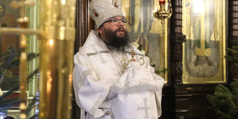 В праздник Рождества Христова архиепископ Егорьевский Матфей совершил Литургию в храме иконы Божией Матери «Нечаянная радость» в Марьиной роще