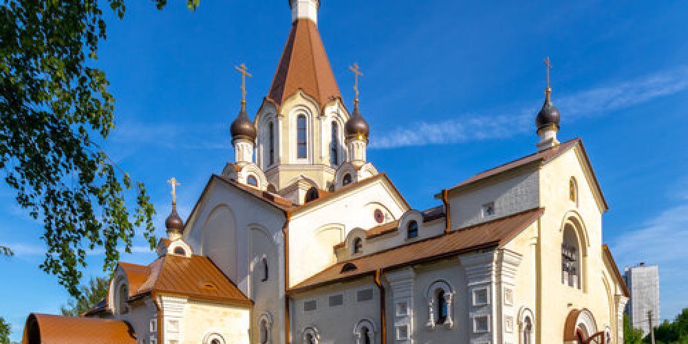 Храм иконы Божией Матери «Неопалимая Купина» в Отрадном приглашает на молодёжные встречи по самопознанию и искусству отношений