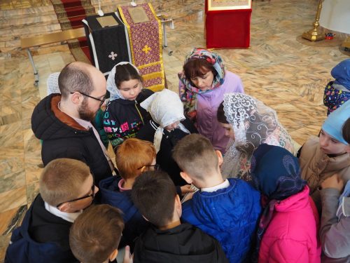 Образовательный проект «Урок в храме» состоялся на приходе преподобного Сергия Радонежского в Бибиреве