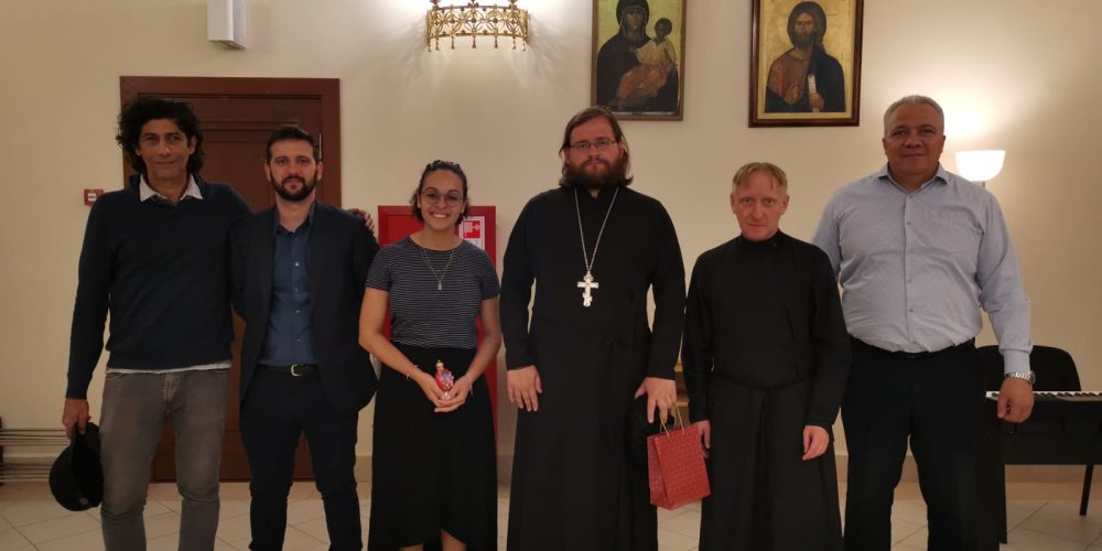 Делегация консульства Кубы посетила храм иконы Божией Матери «Неопалимая Купина» в Отрадном