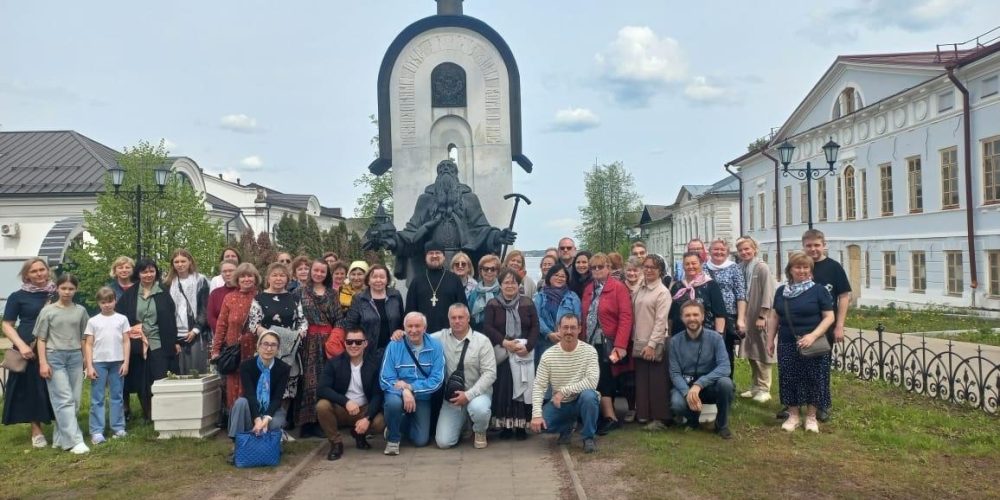 Паломники из храма святых равноапостольных Мефодия и Кирилла в Ростокине побывали в Калязине и Кашине