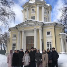 В День гида храм Владимирской иконы Божией Матери в Виноградове принимал гостей на экскурсию