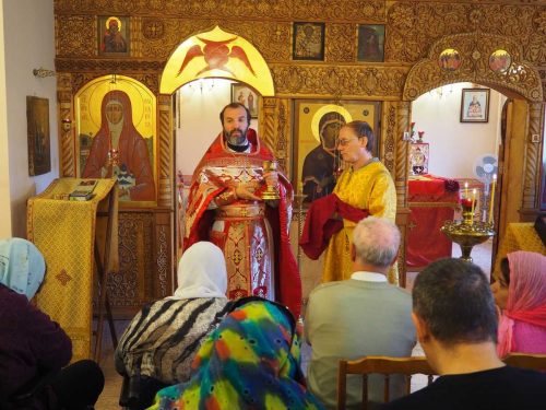 Литургия домовом храме преподобномученицы Елизаветы Федоровны в Научно-практическом реабилитационном центре на Абрамцевской улице