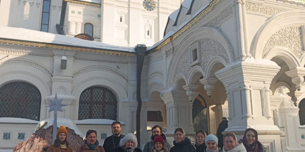 Молодёжь храма святителя Макария (Невского), митрополита Московского и Коломенского, в Бутырском совершила паломничество в Зачатьевский монастырь