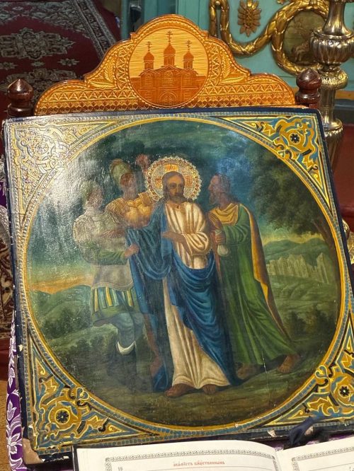 В храме Владимирской иконы Божией Матери в Виноградове прошли праздничные богослужения в честь иконы «Лобзание Христа Иудой»