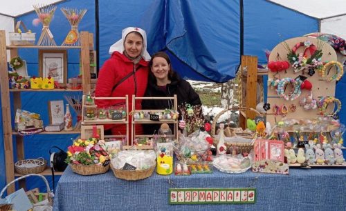 В храме святого благоверного князя Димитрия Донского в Раеве прошла благотворительная ярмарка