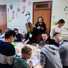 Прихожане храма Усекновения главы святого Пророка Предтечи и Крестителя Господня Иоанна в поселке Северный посетили Яхромский детский дом-интернат для умственно отсталых детей-сирот и детей, оставшихся без попечения родителей