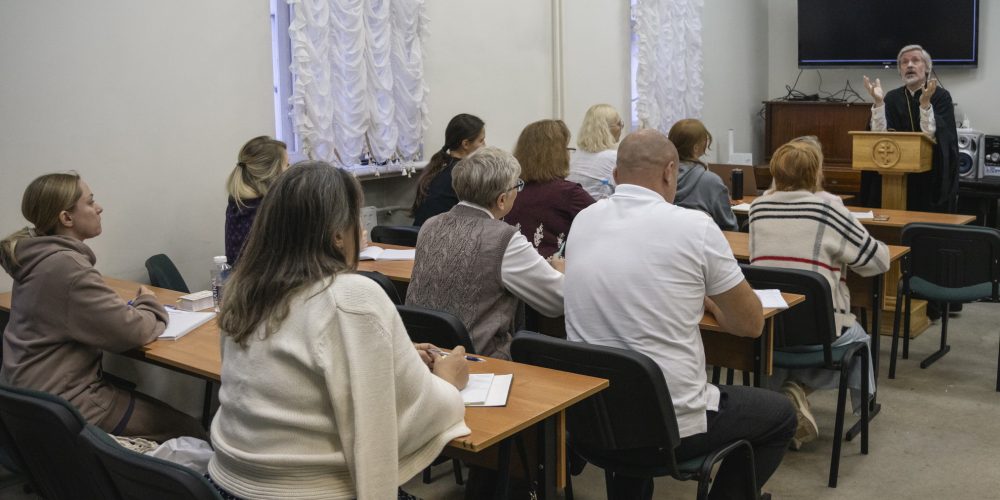 Храм Покрова Пресвятой Богородицы в Медведково приглашает на курсы открытых лекций при воскресной школе для взрослых