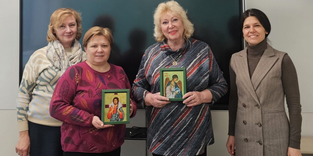 Представители храма преподобного Сергия Радонежского в Бибиреве встретились с руководством общеобразовательной школы № 953