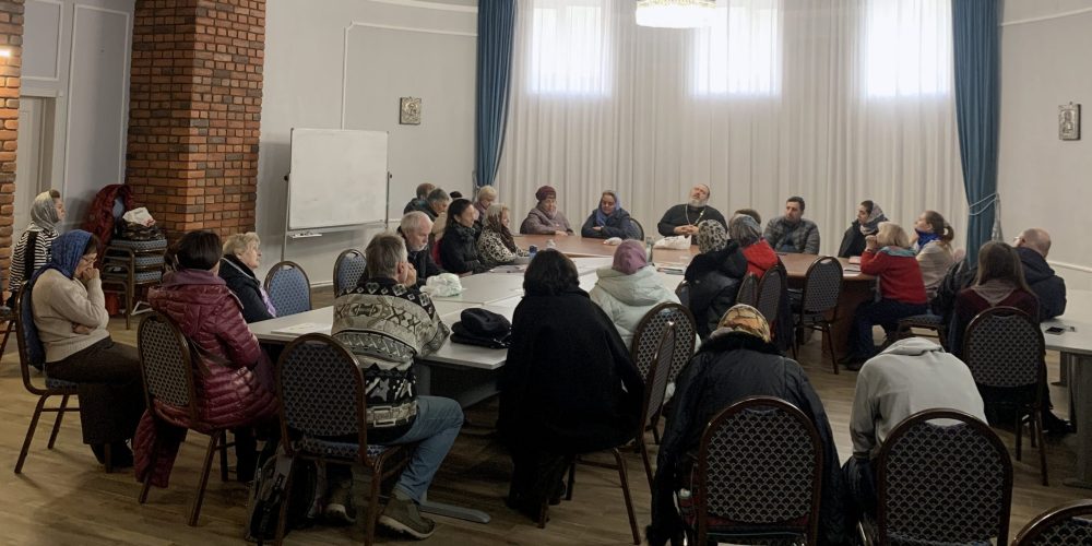 В воскресной школе для взрослых храма преподобного Сергия Радонежского в Бибиреве начинаются лекции по догматическому богословию