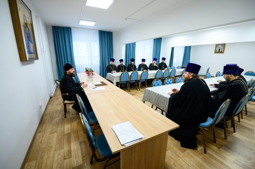 Митрополит Арсений провел рабочее совещание с клириками викариатства, окормляющими высшие учебные заведения на территории СВАО города Москвы