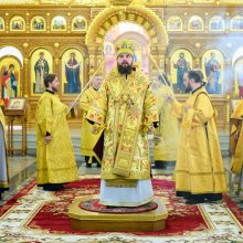Митрополит Арсений совершил Божественную литургию в храме Успения Пресвятой Богородицы в Останкине в Неделю сыропустную