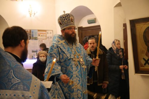 Архиерейское Всенощное бдение в храме Живоначальной Троицы в Усадьбе Свиблово