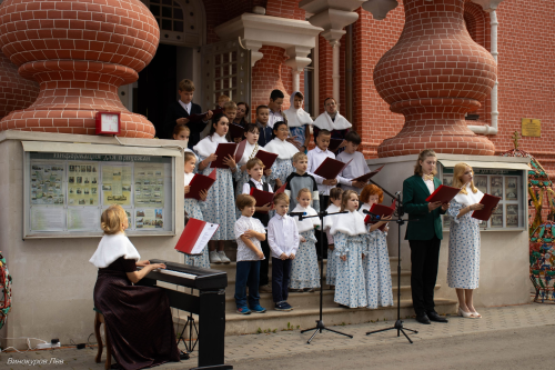 В храме Живоначальной Троицы при бывшем приюте Бахрушиных прошел праздник в честь нового учебного года