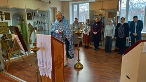 Клирик храма святых мучеников Адриана и Наталии в Бабушкине совершил Литургию в домовом храме Института славянской культуры